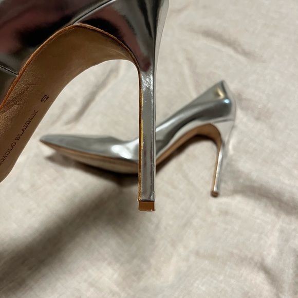 Manolo Blahnik Classic Platinum shoes, Women’s Euro 40, US 9, perfect condition! - Picture 3 of 11